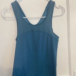Nike pro hyper cool tank with mesh size M